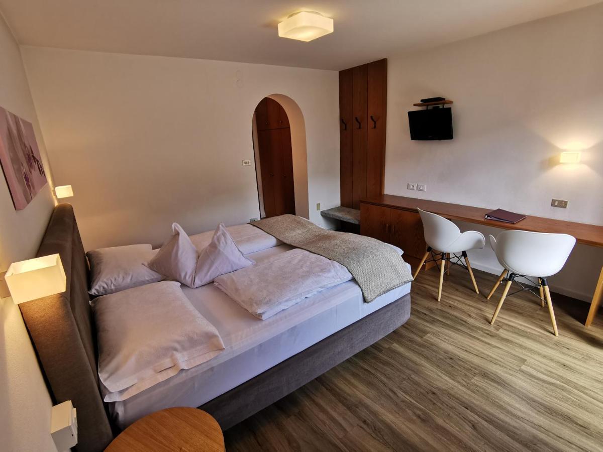 Garni Weghueb Bed & Breakfast Rablà Exterior foto